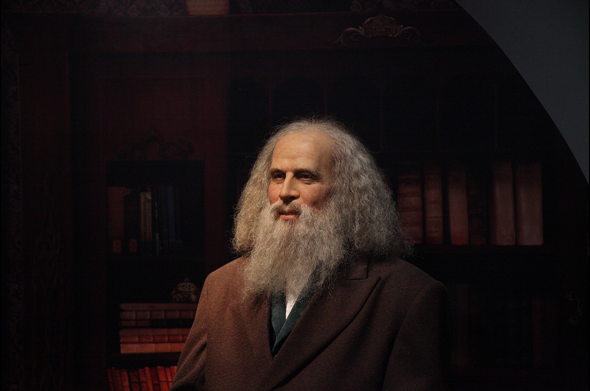 门捷列夫扑克牌和元素周期表